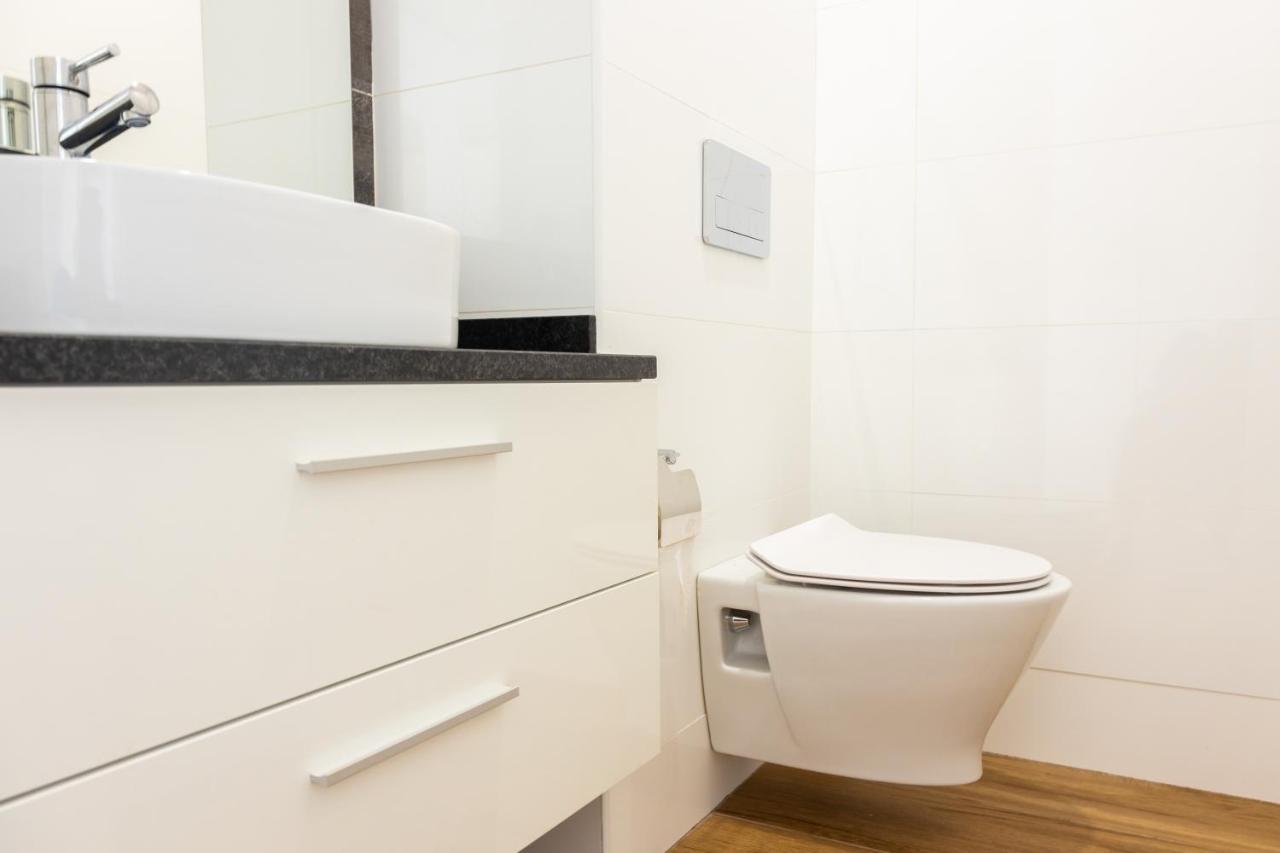 3 Bdr Aprt, Stunning Seaview, Rooftop Pool - Lcgr Praia Zewnętrze zdjęcie