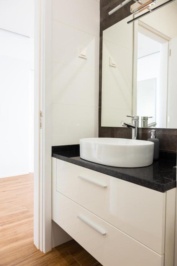 3 Bdr Aprt, Stunning Seaview, Rooftop Pool - Lcgr Praia Zewnętrze zdjęcie
