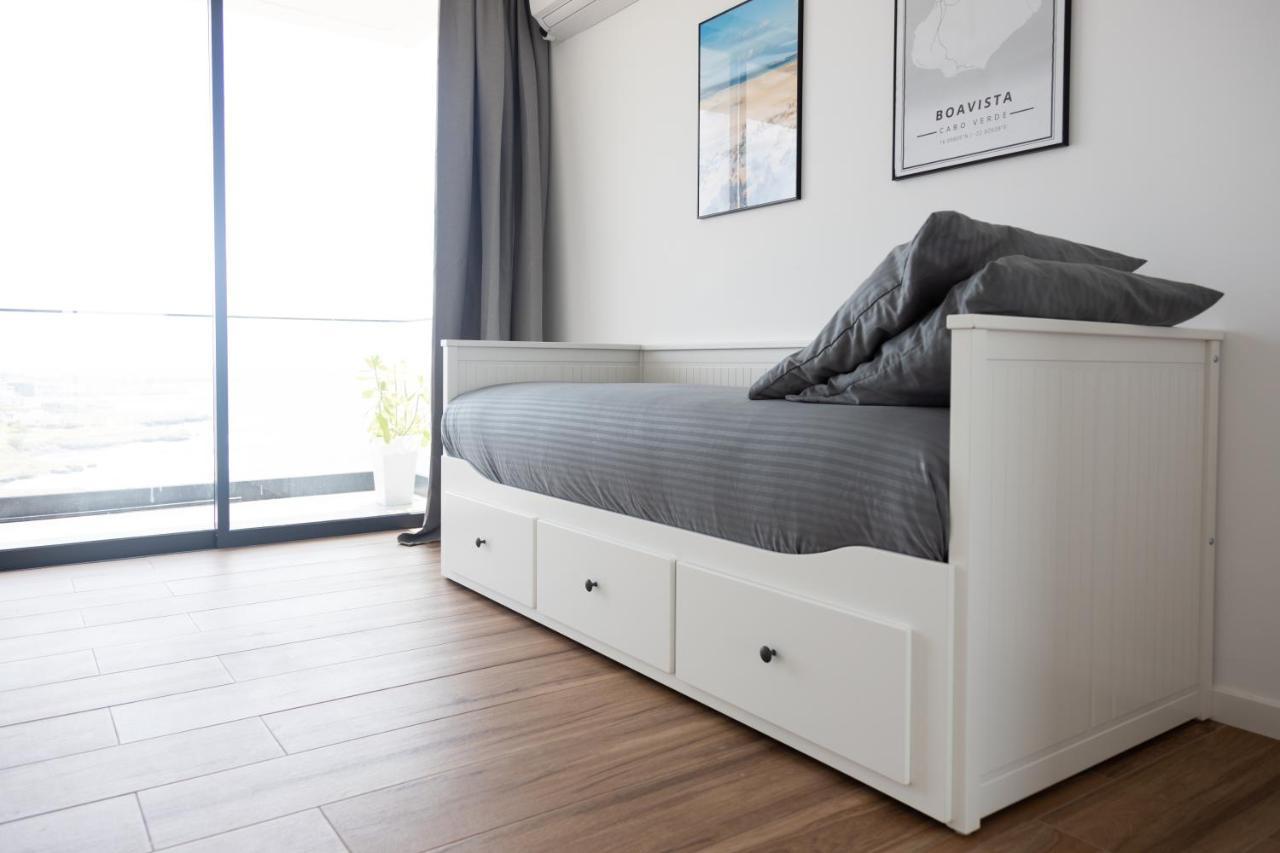 3 Bdr Aprt, Stunning Seaview, Rooftop Pool - Lcgr Praia Zewnętrze zdjęcie