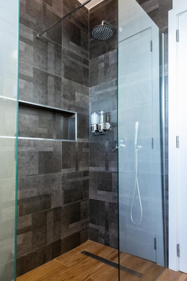 3 Bdr Aprt, Stunning Seaview, Rooftop Pool - Lcgr Praia Zewnętrze zdjęcie